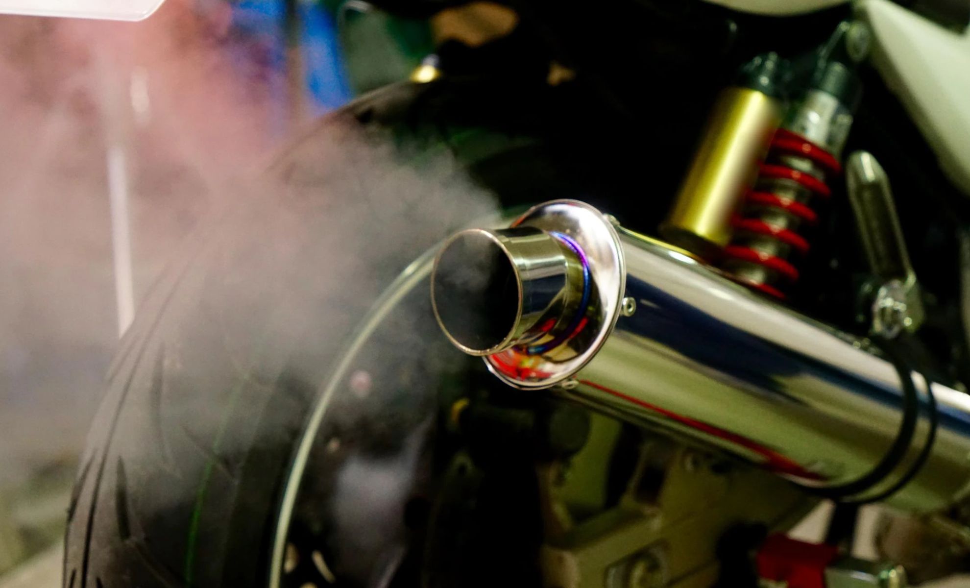 Les deux-roues motorisés sont-ils réellement polluants ?